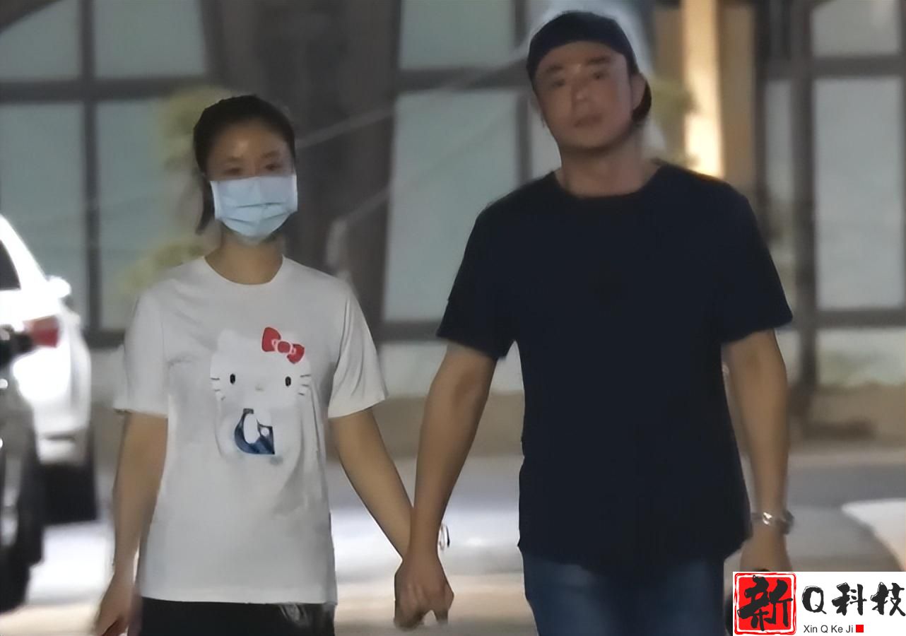 林心如被霍建华赶出家（46岁林心如晒度假照与霍建华依偎在一起）