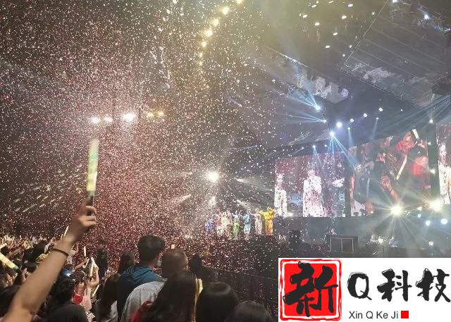 许嵩签约海蝶（他出道的10年极少出现在银幕上却用一场演唱会证明了实力）